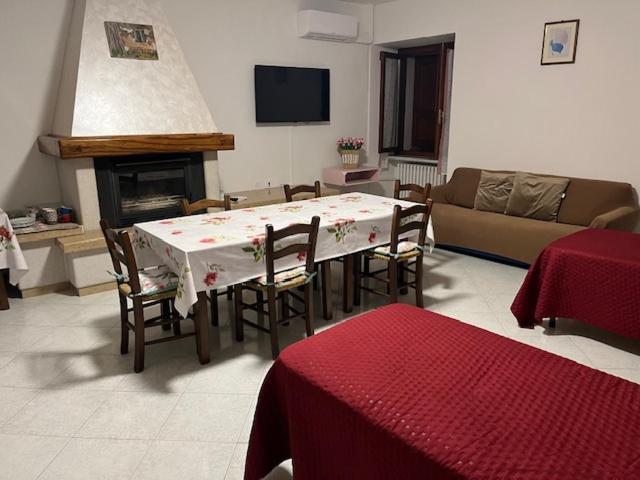 Foresto Case Vacanza Volta Mantovana Exterior foto